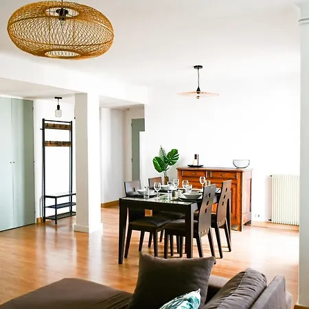 Le Mont Canigou ~ Balcon ~ Parking ~ Climatisation Apartment *